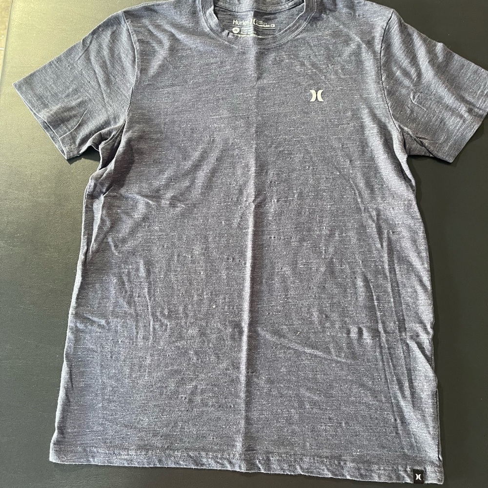 Hurley grey T-shirt size medium